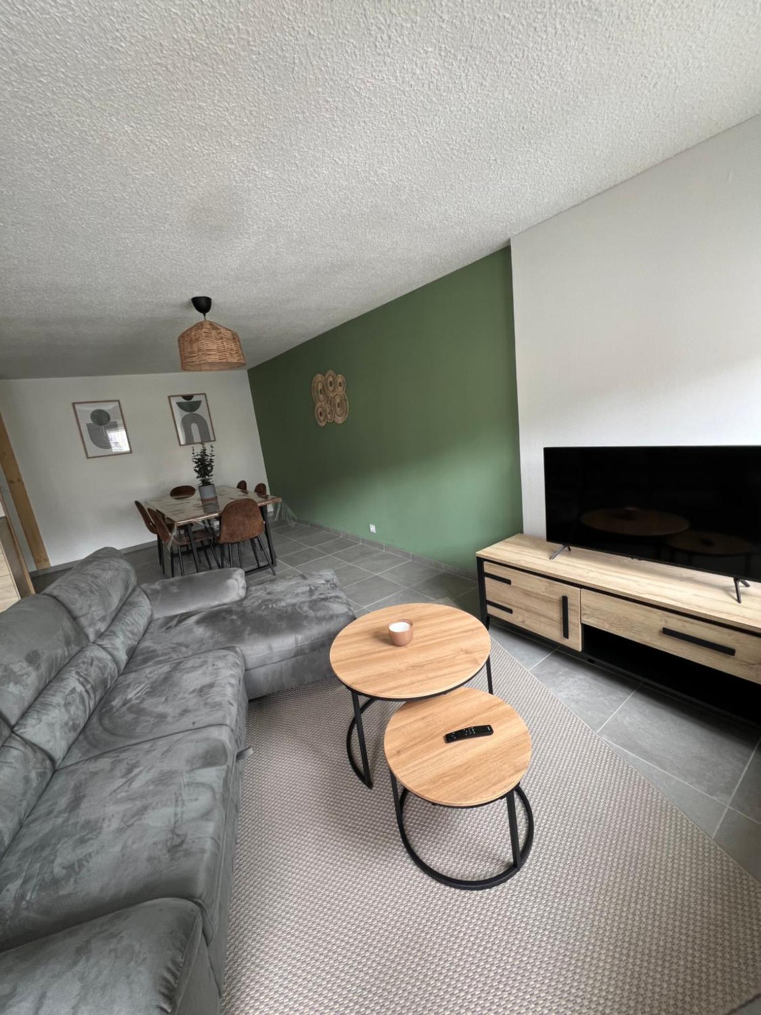 Spacieux Et Confortable - Centre Ville De Briancon - Serre-Chevalier - Garage Et Wifi Exterior foto